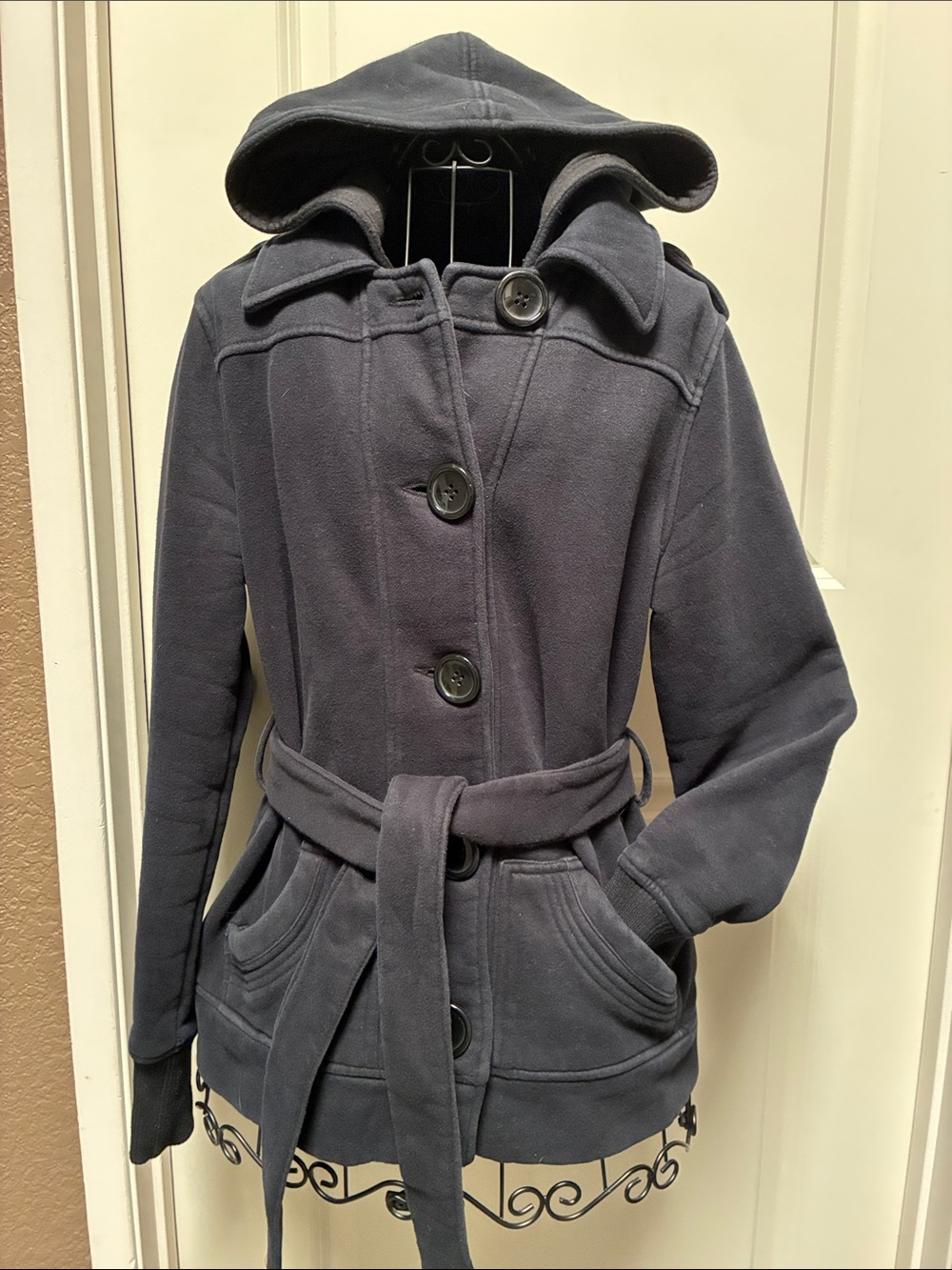 Women's Hooded Belted Button-Front Coat in black